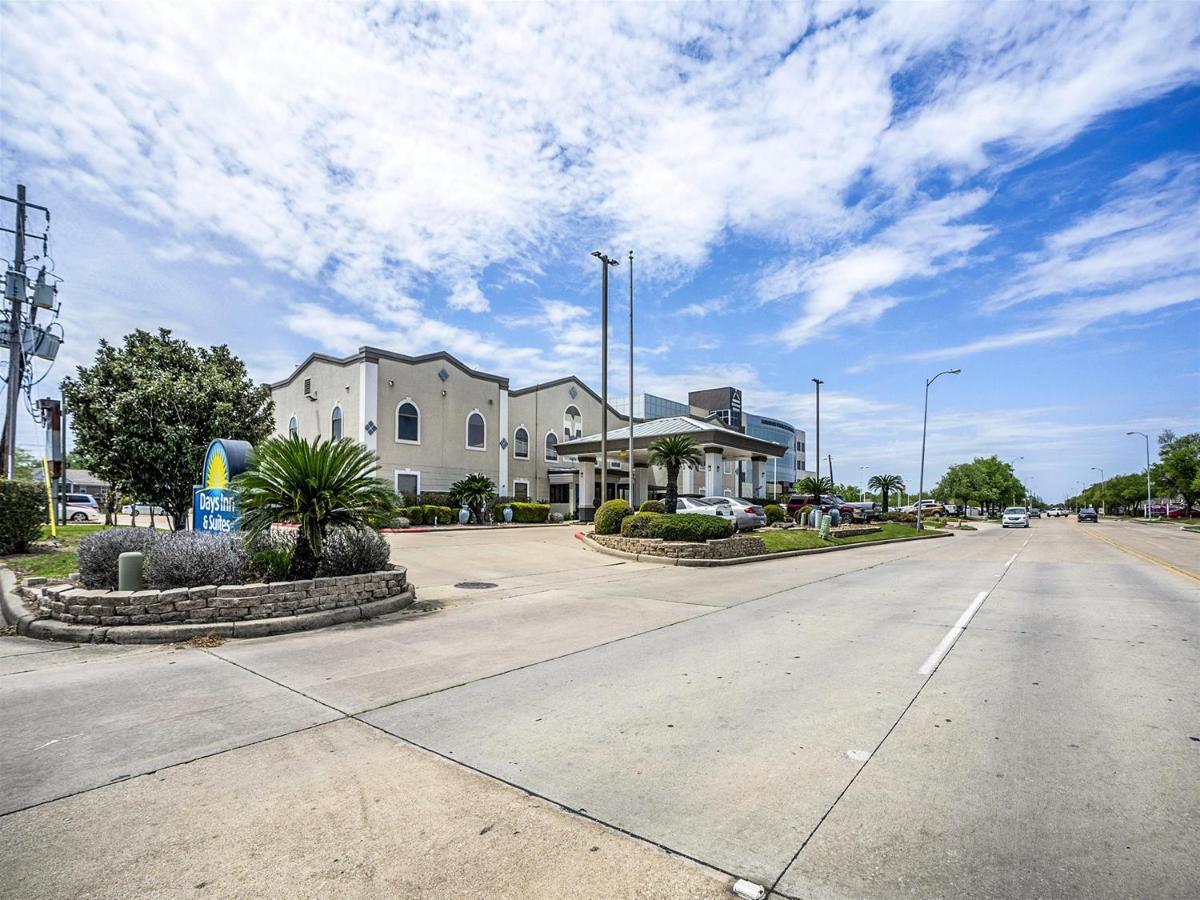 Days Inn & Suites By Wyndham Webster Nasa-Clearlake-Houston Zewnętrze zdjęcie