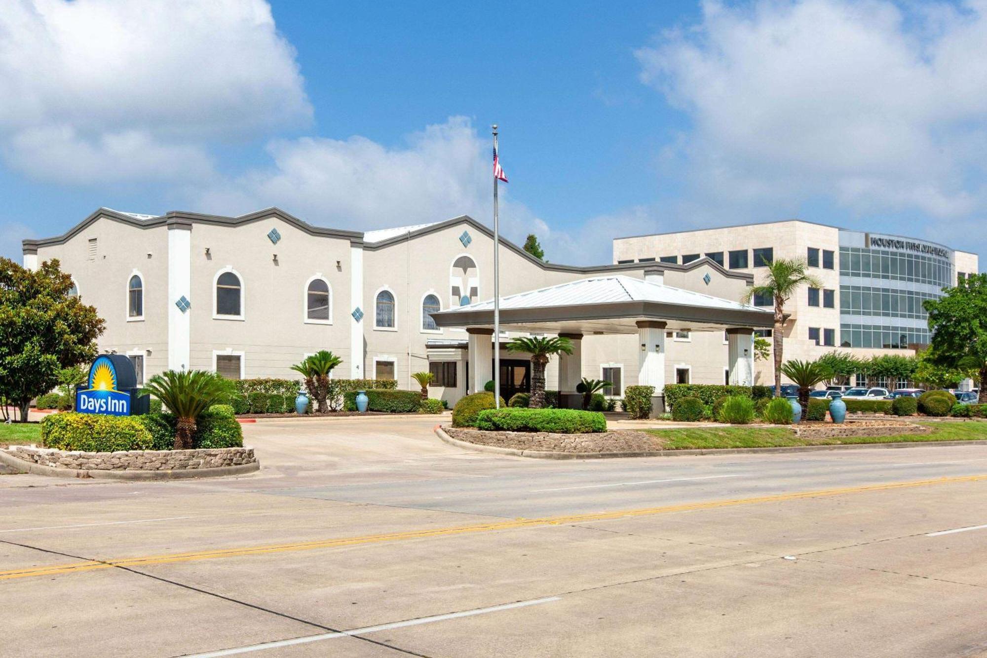 Days Inn & Suites By Wyndham Webster Nasa-Clearlake-Houston Zewnętrze zdjęcie